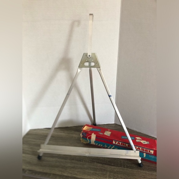 Vtg Silver Aluminum Table Top Folding Artists Easel - Picture 1 of 12